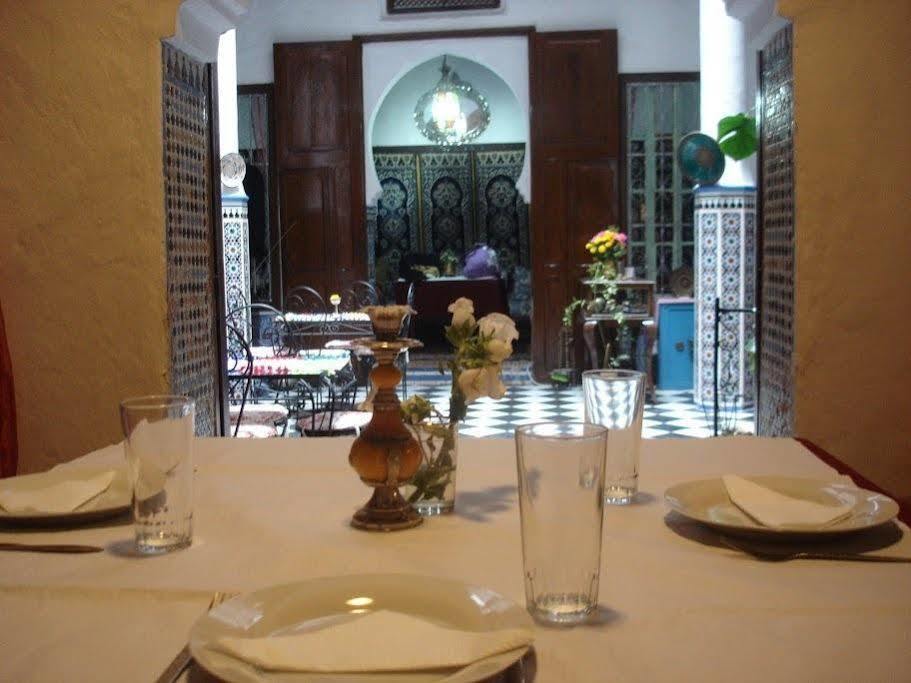 Hotel Riad Dalia Tetouan Exterior photo